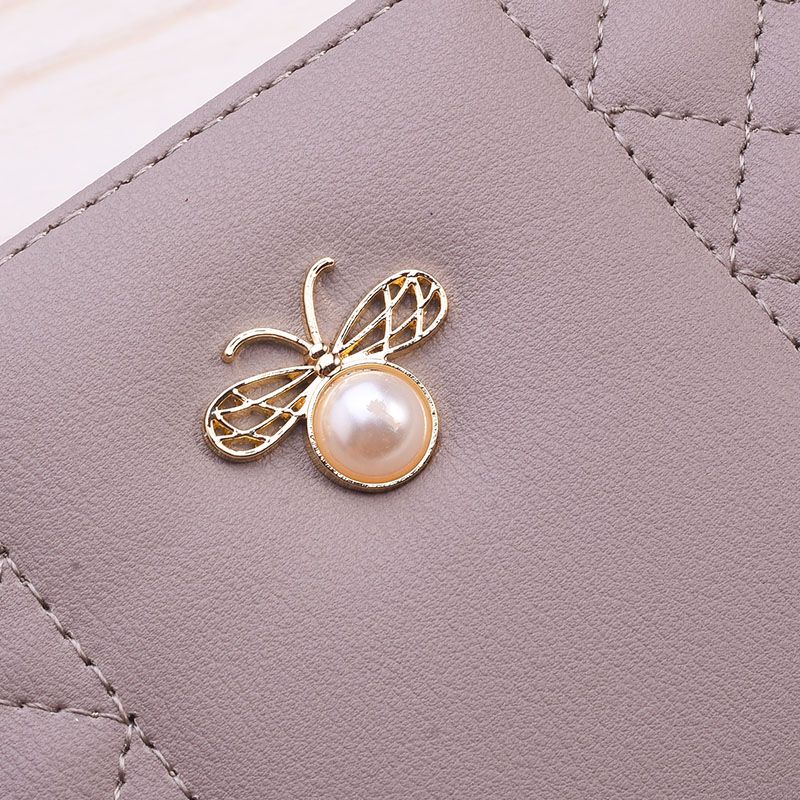 New long double-zipper mobile phone case for women, featuring bee hardware and exquisite embroidery thread, is fashionable and elegant. Factory direct sales details Picture