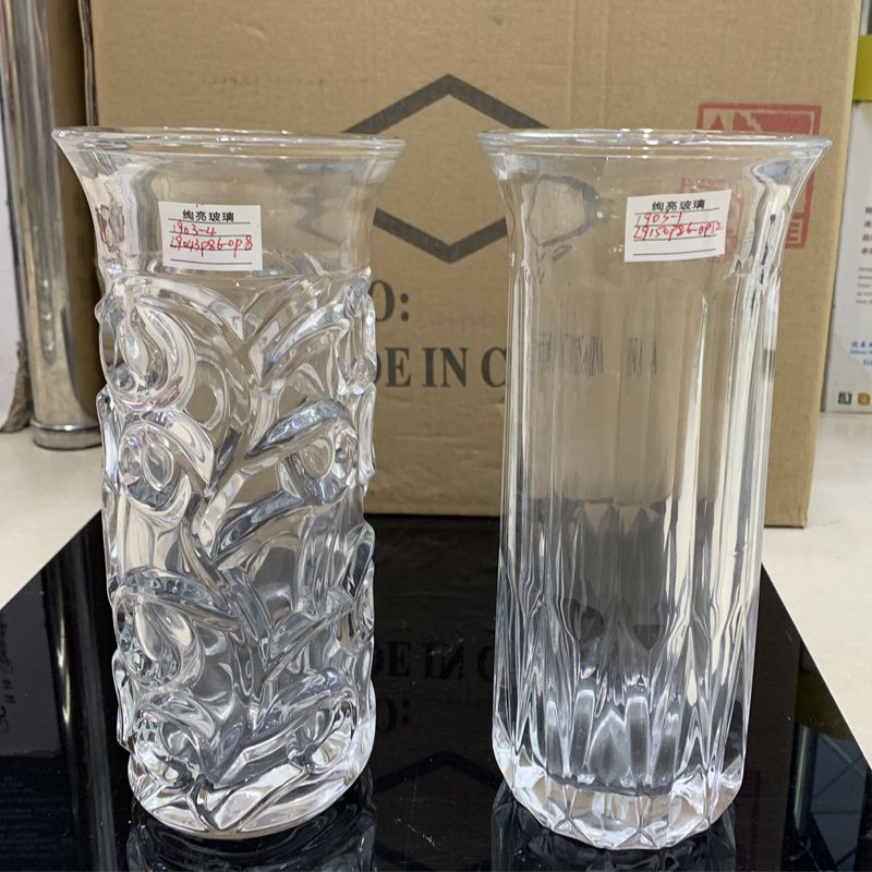 玻璃花瓶 喇叭口插花瓶图