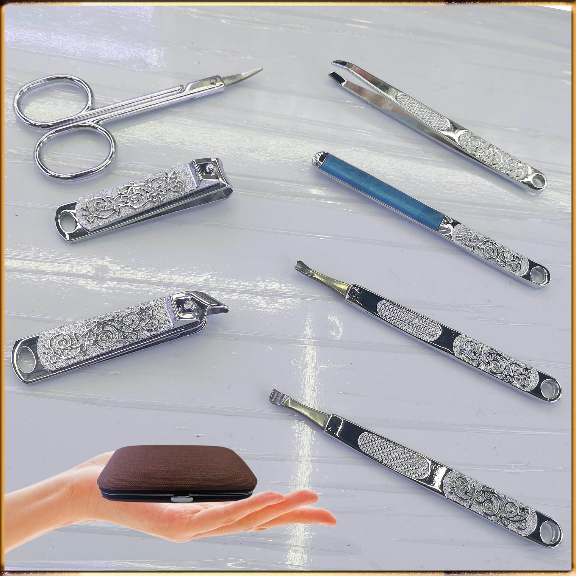 14193S 七件套指甲钳剪刀眉夹锉刀耳挖美容工具套装详情图3