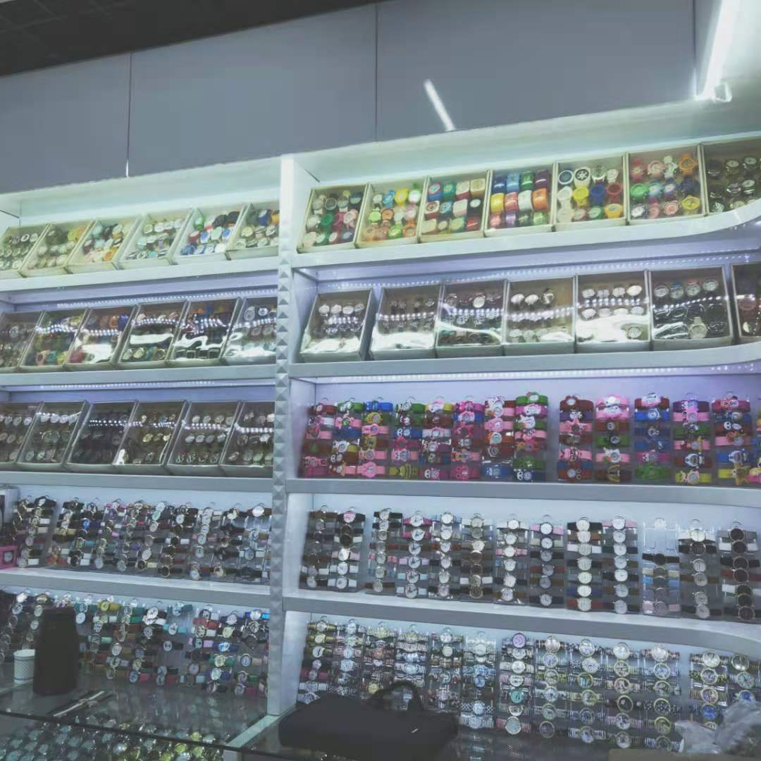 Yiwu Hongyu Watch Shop describe pic - 3