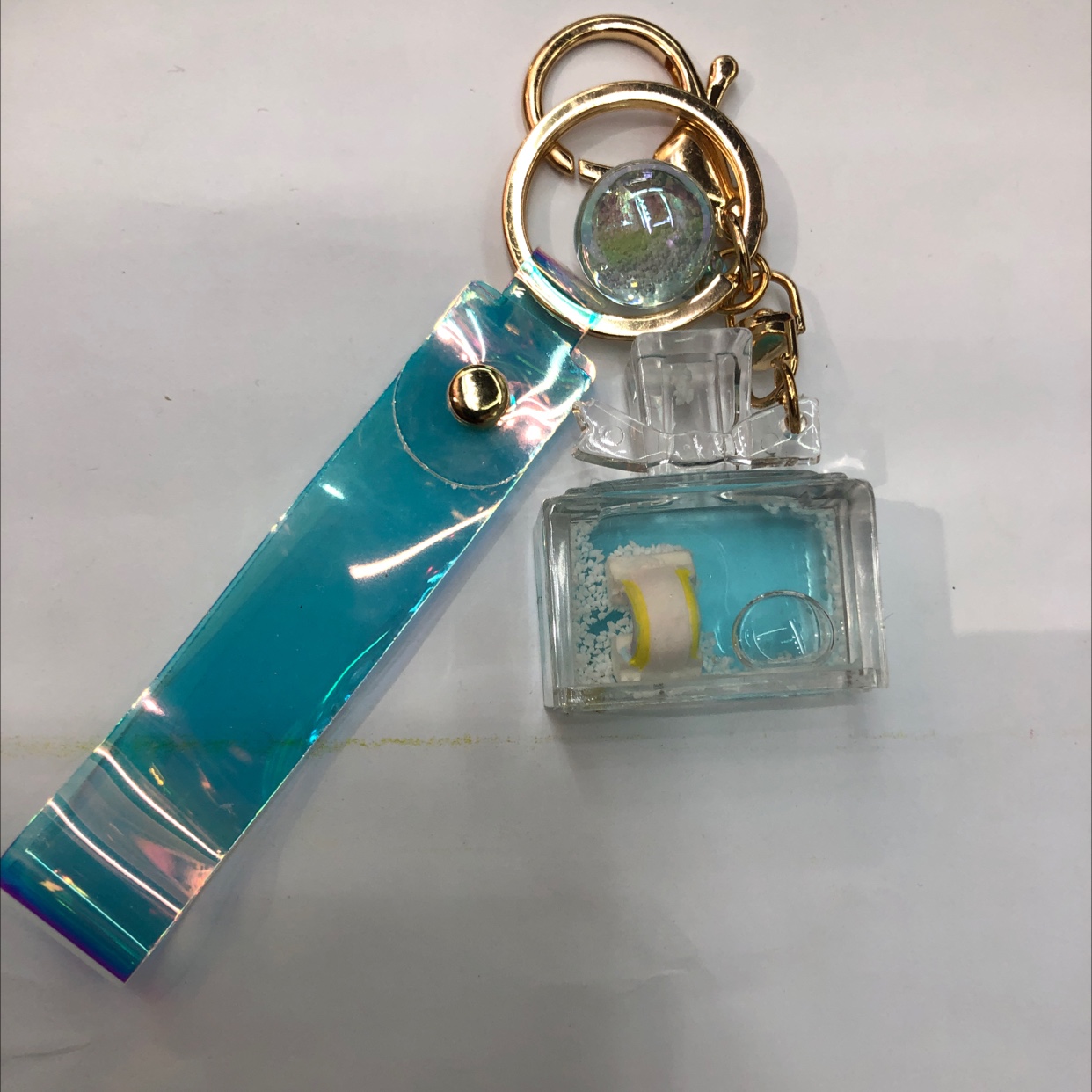 入油挂件香水产品图