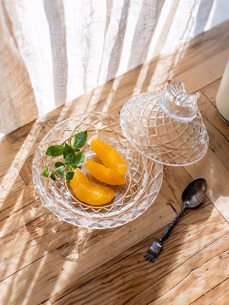 European-style crystal glass embossed sugar jar, covered sugar box, transparent storage jar, candy cup, light luxury decorative item