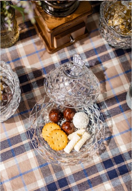 European-style crystal glass embossed sugar jar, covered sugar box, transparent storage jar, candy cup, light luxury decorative item detail image 7