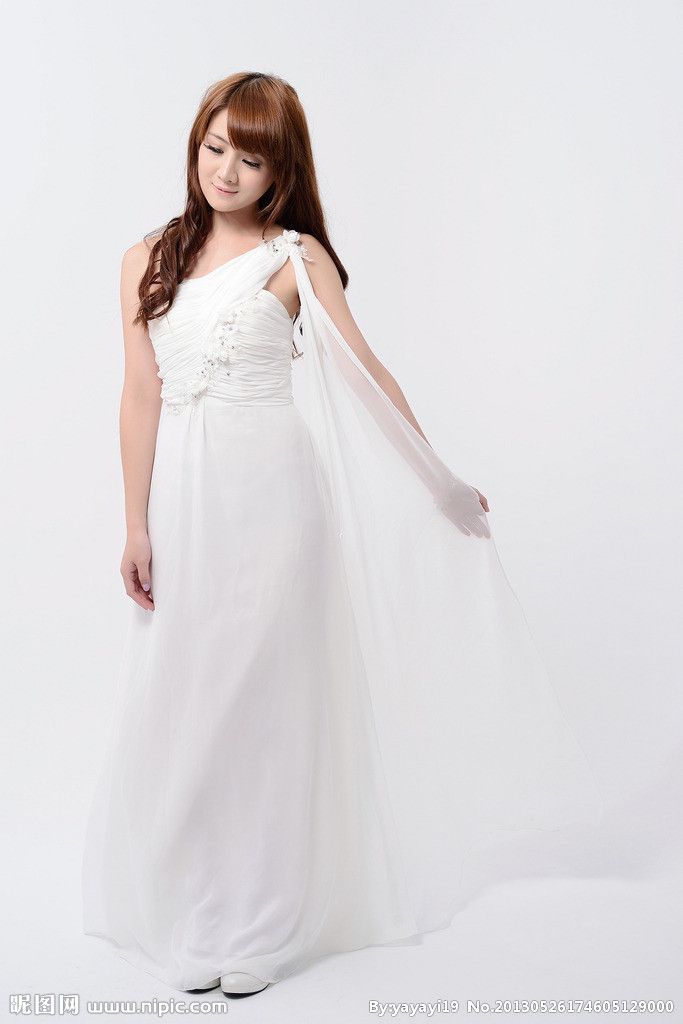 休闲装夏款短袖混纺材质韩版均码女士潮流款洁白连衣裙图