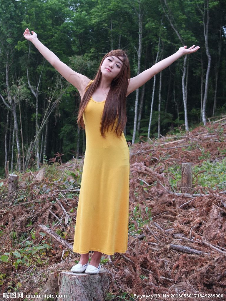 休闲装夏款短袖混纺材质韩版均码女士潮流款黄色连衣裙图