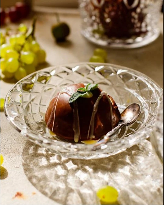 European-style crystal glass embossed sugar jar, covered sugar box, transparent storage jar, candy cup, light luxury decorative item detail image 5