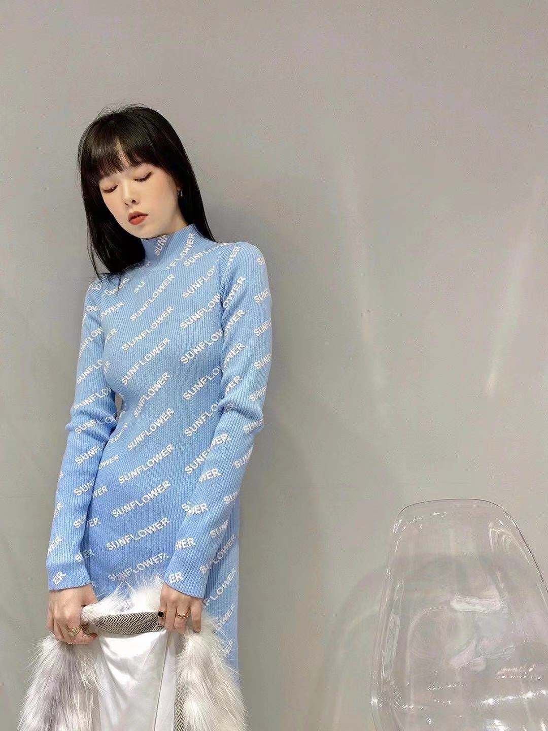休闲装秋冬款长袖混纺材质韩版均码女士潮流款蓝色连衣裙