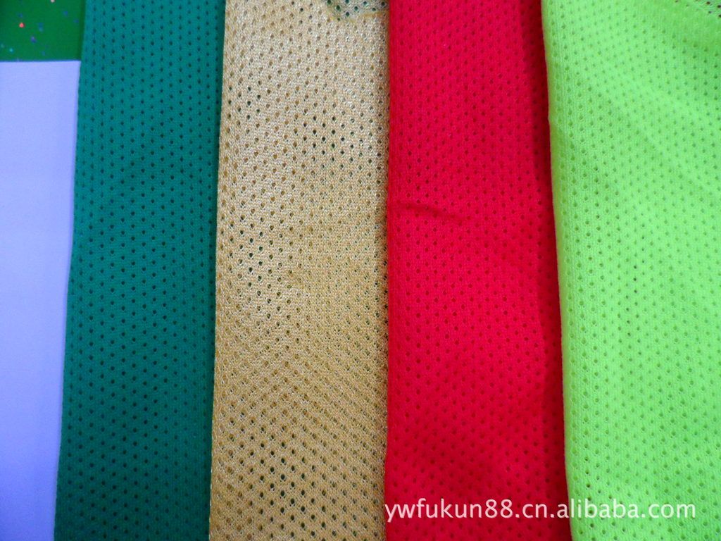 全涤满天星小眼针织网眼布 新款现货低弹细网布 运动服休闲服面料细节图