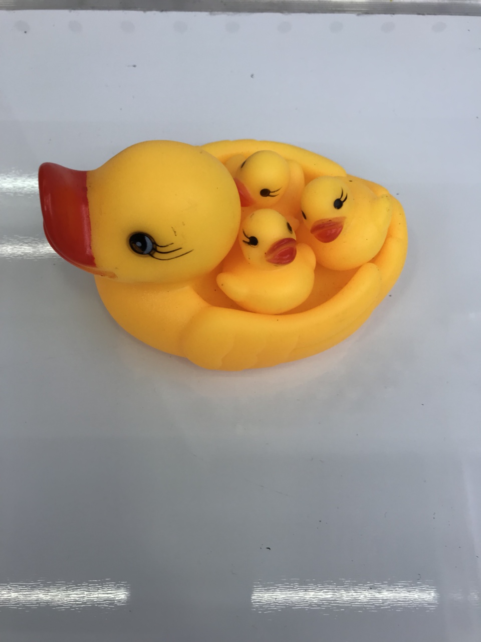 义乌好货厂家直供3号鸭子一大三小洗澡玩具搪胶鸭子