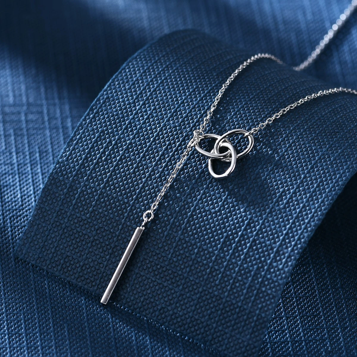 أنطون الذئب S925 SS925 قطعة من البريد من قلادة من الفضة detail image 1