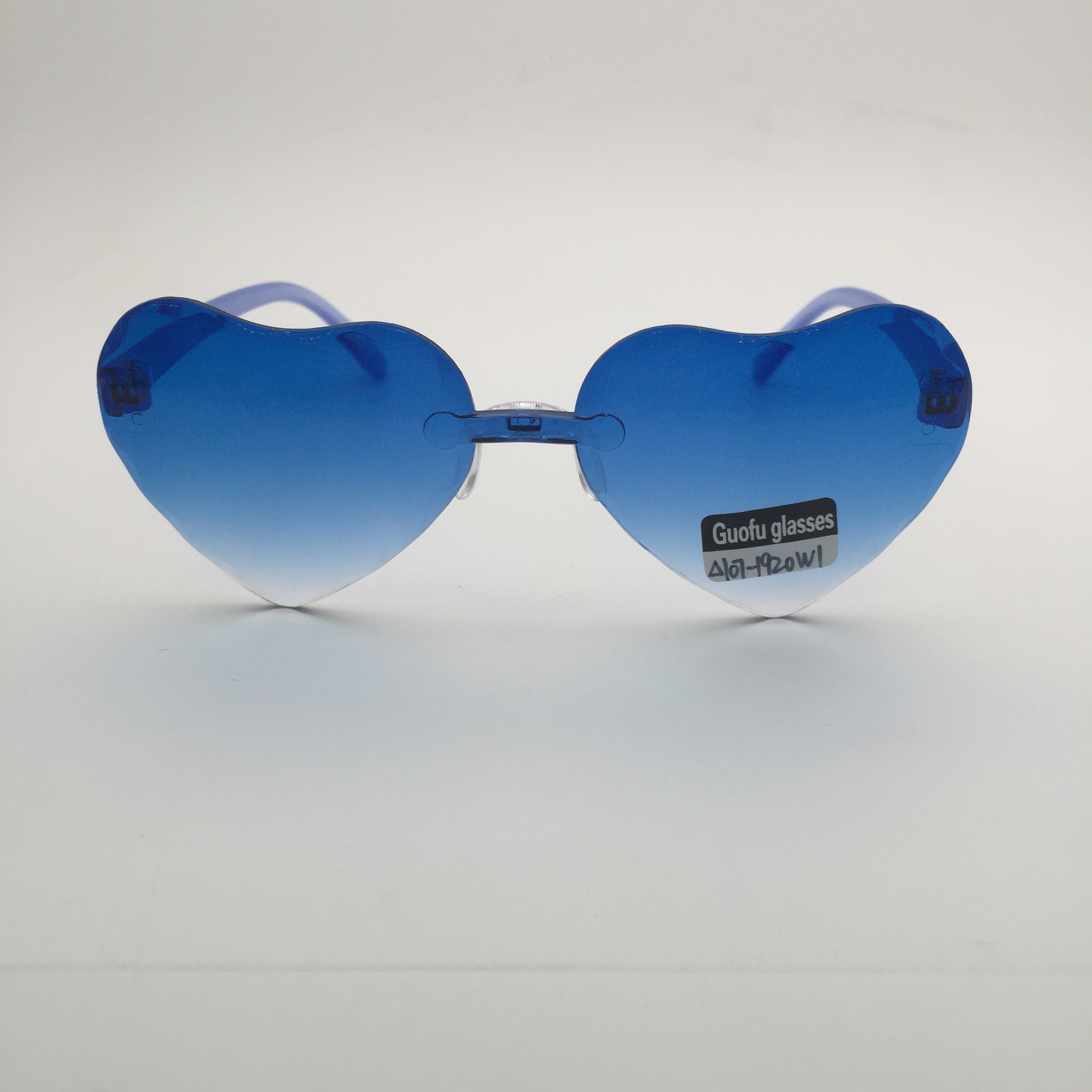 W1 children's sunglasses detail image 1