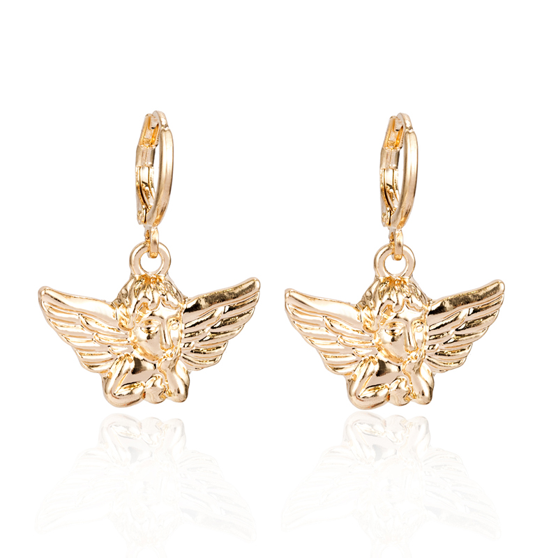 Shell star moon stud earrings, European and American ins style, stylish and unique, versatile short pendant, slimming face, cold style ear ring earrings undefined