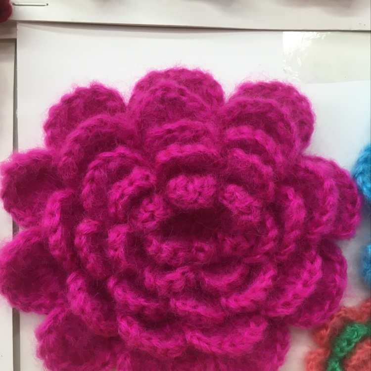 Big mohair flowers thumbnail
