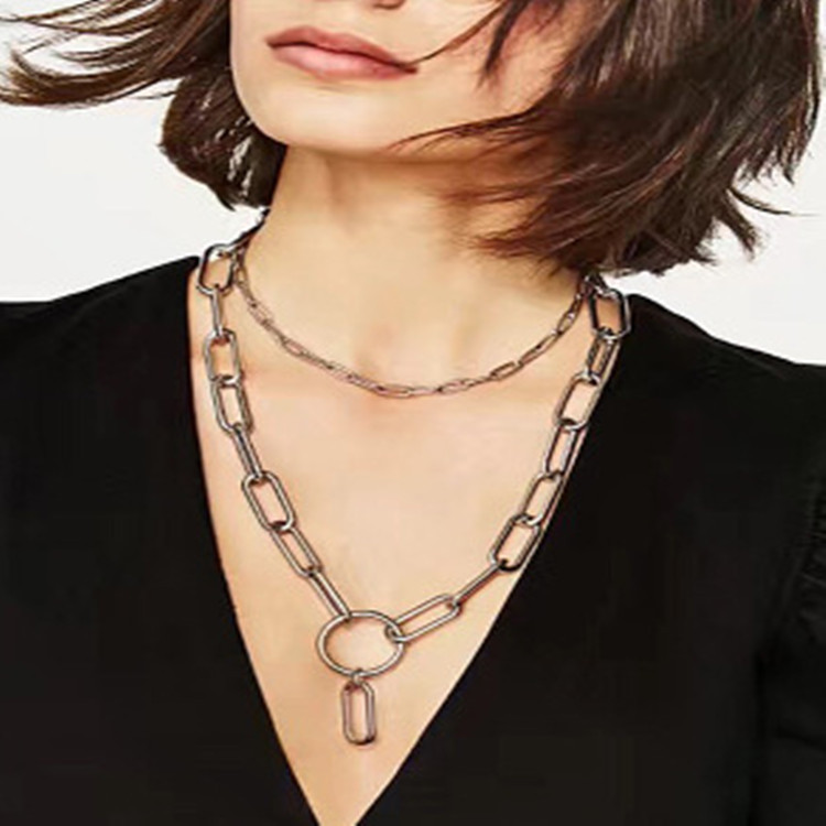 A variety of European and American style necklaces, punk hip-hop exaggerated thick chain necklaces, paired with sweater chains, are retro and versatile for women details Picture