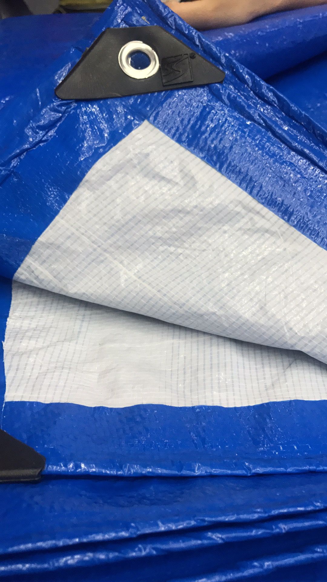 SHUANGHE plastic blue tarpaulin waterproof is exported to Africa, South America, Spain and Italy thumbnail