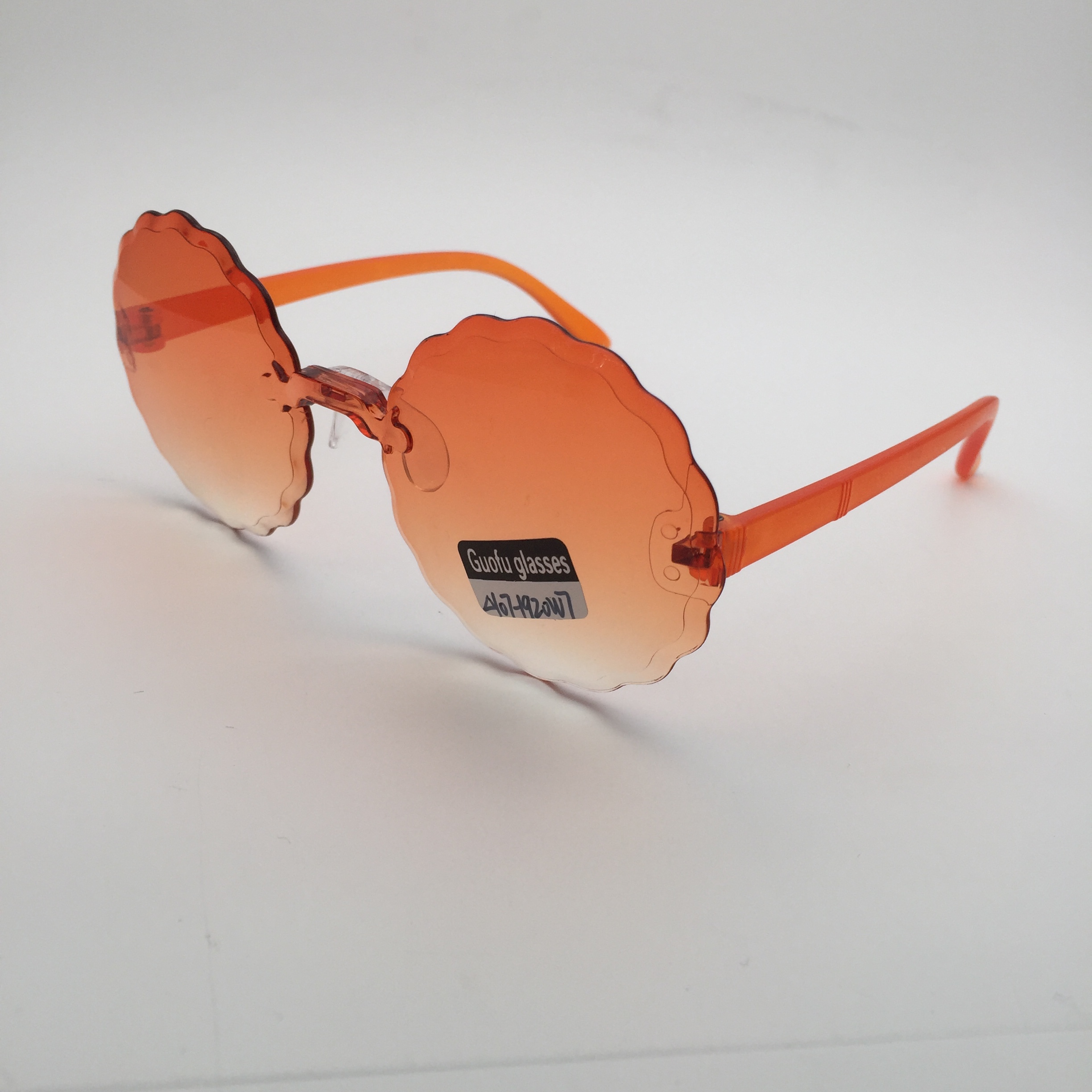 W7 children's sunglasses detail image 2