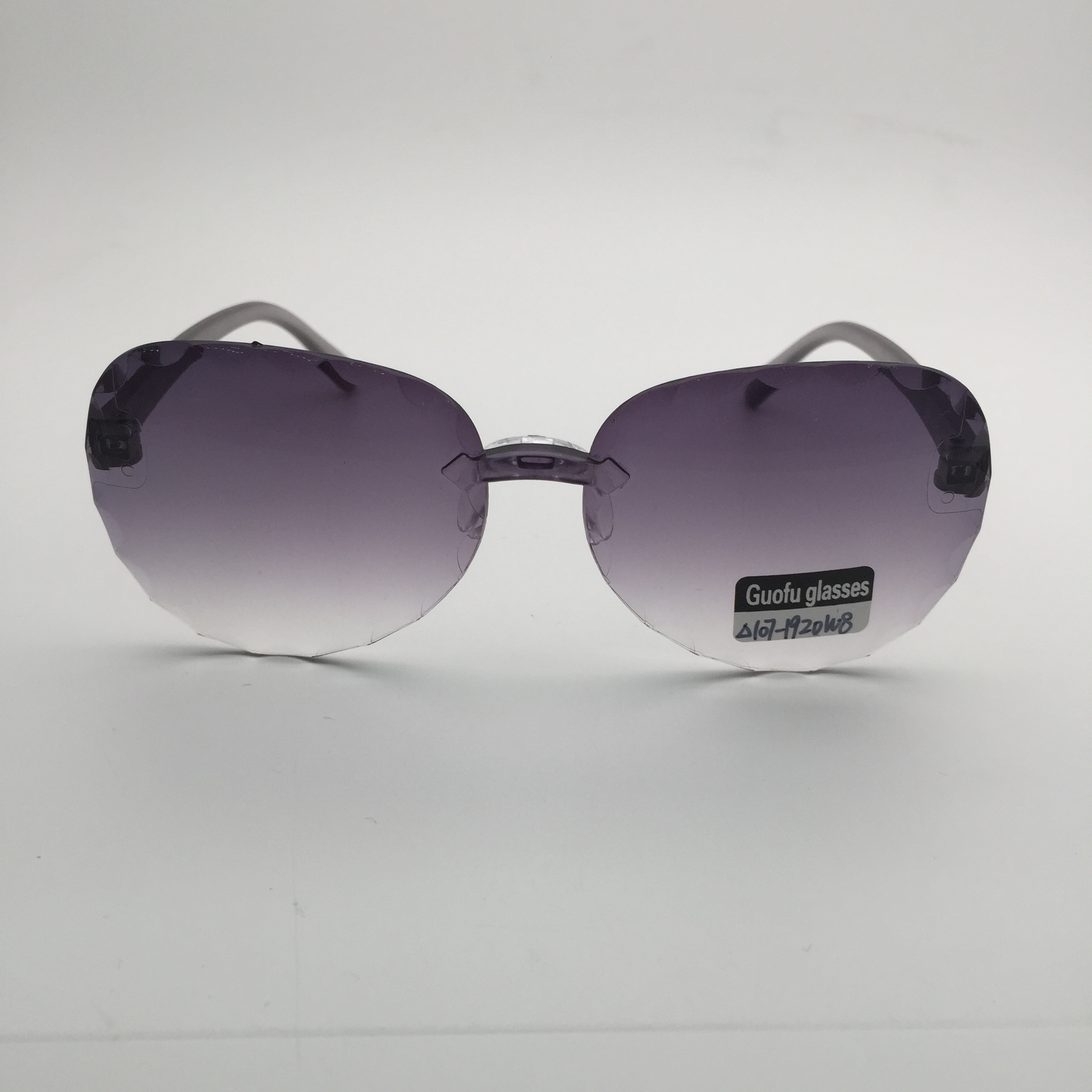 W8 children's sunglasses detail image 1