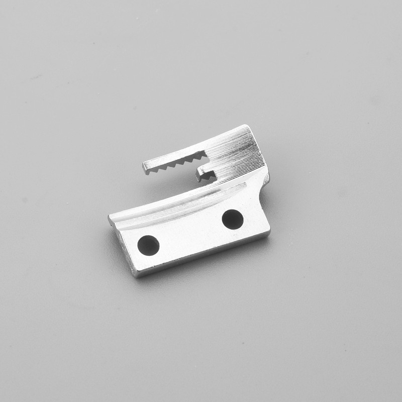 17T Golden Pigeon three-row teeth flatbed sewing machine teeth industrial sewing machine accessories High-quality computer flatbed sewing machine universal three-row needle plate tape hardness multiple models metal durable pic 3