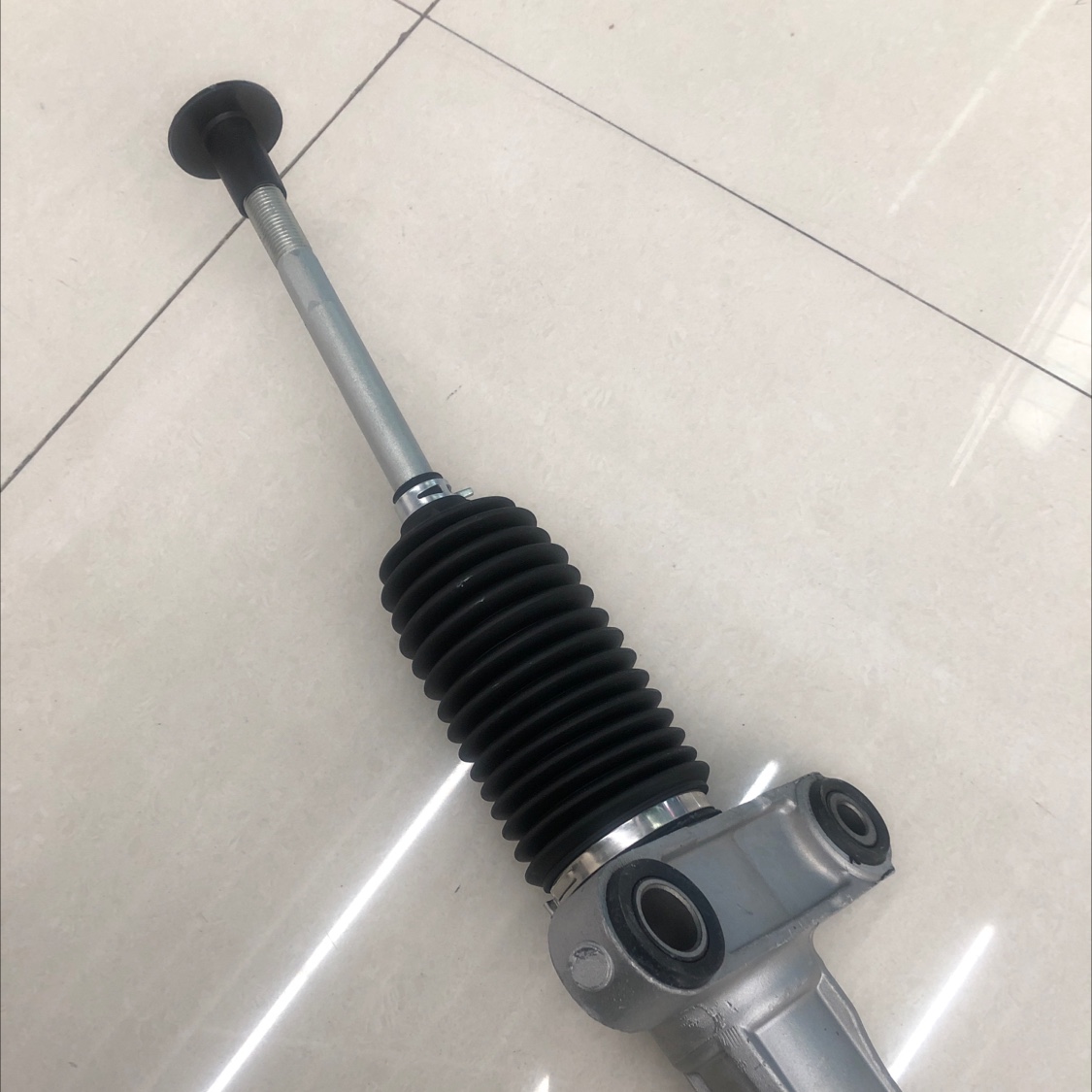 Steering gear 44510-12450 Item Picture