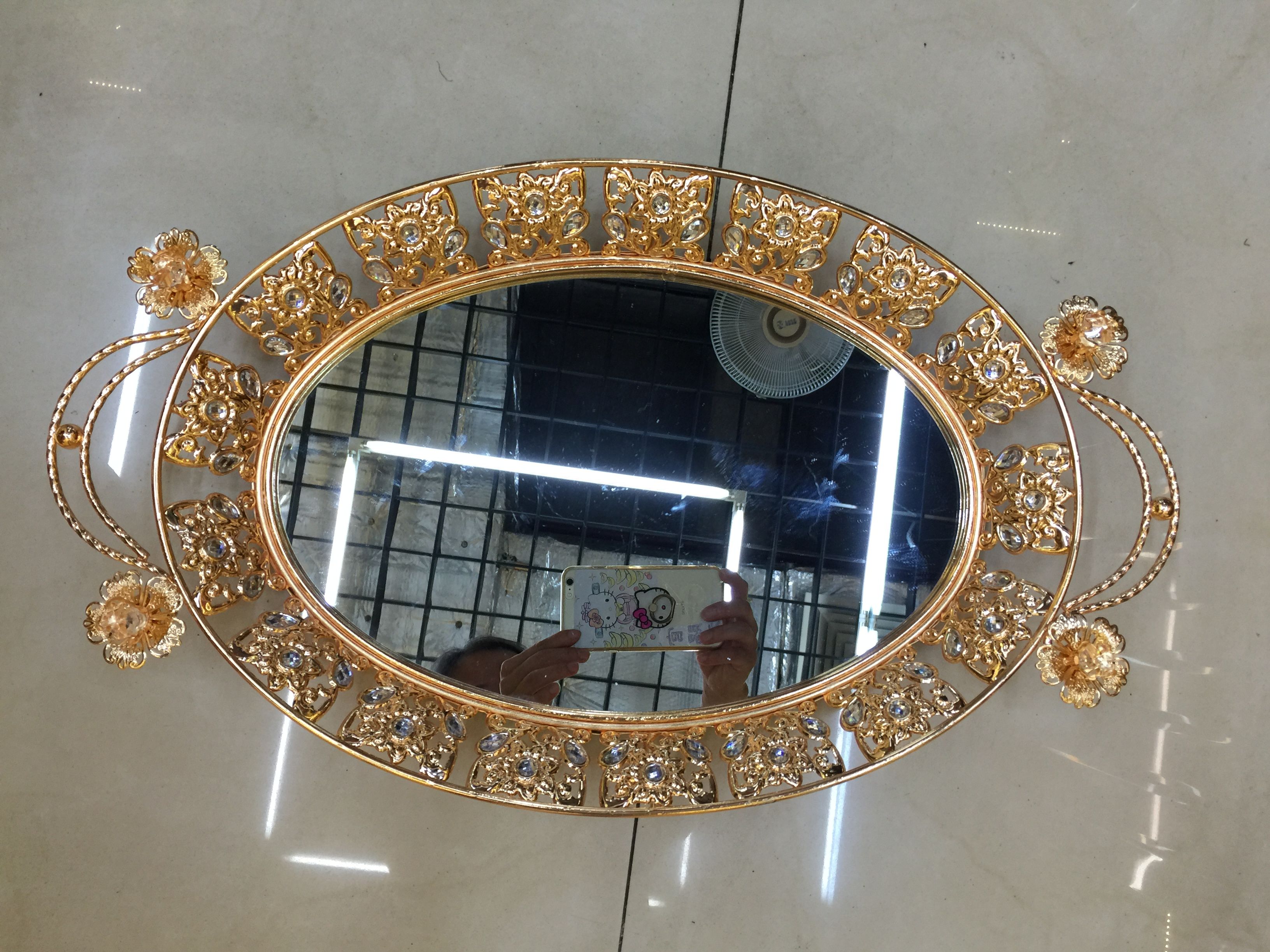 Tray S