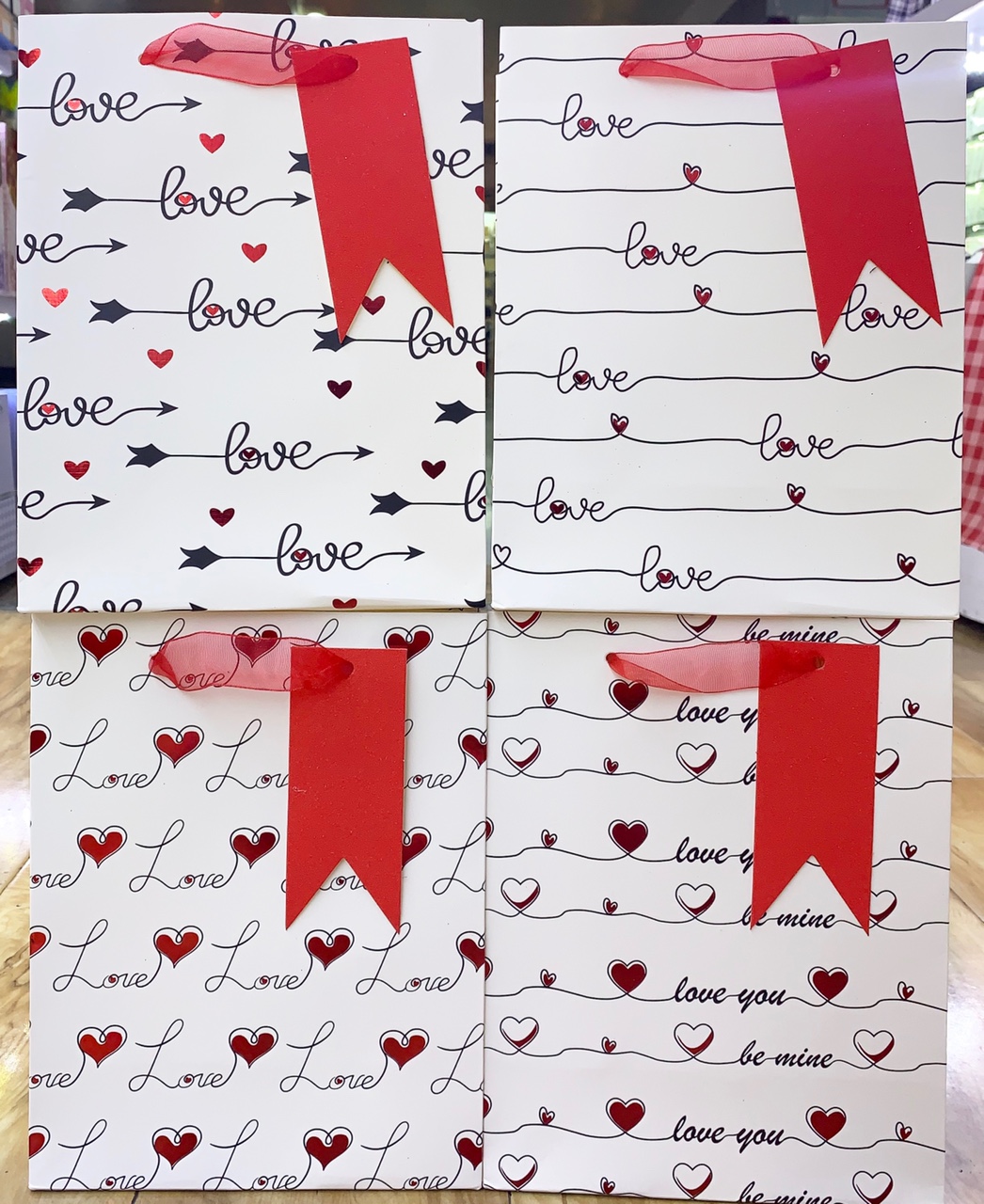 Hot heart bag, shopping bag, paper bag, white card bag, handbag, thumbnail