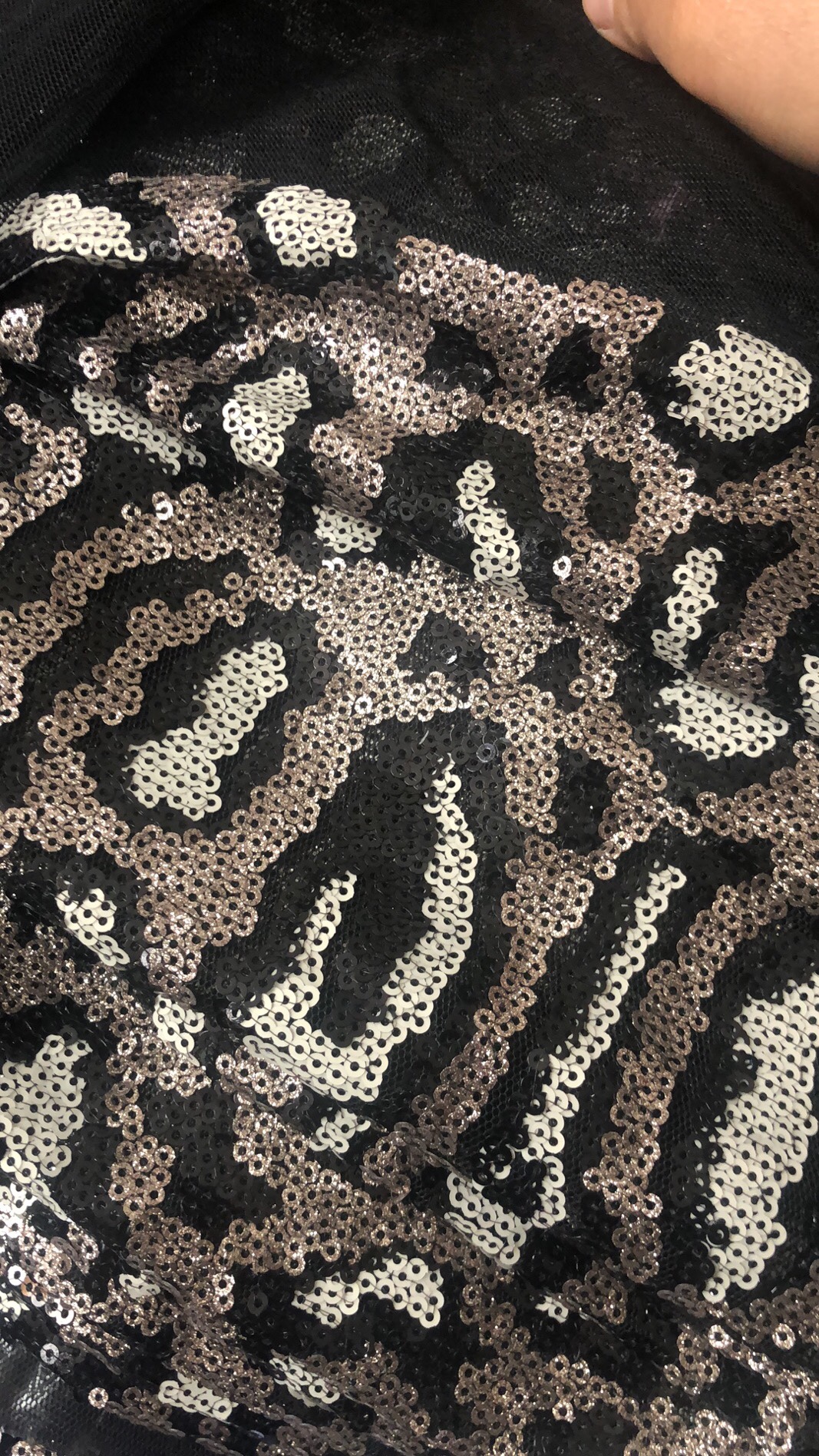 Sequined Leopard Print undefined