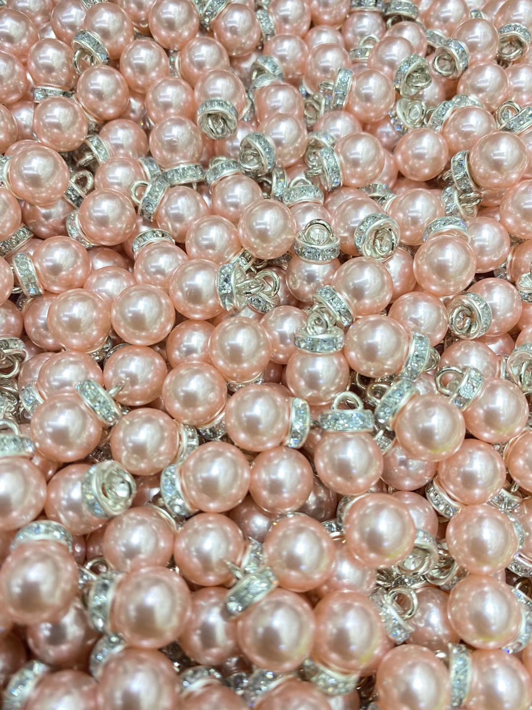 Pink diamond ring pearl details Picture