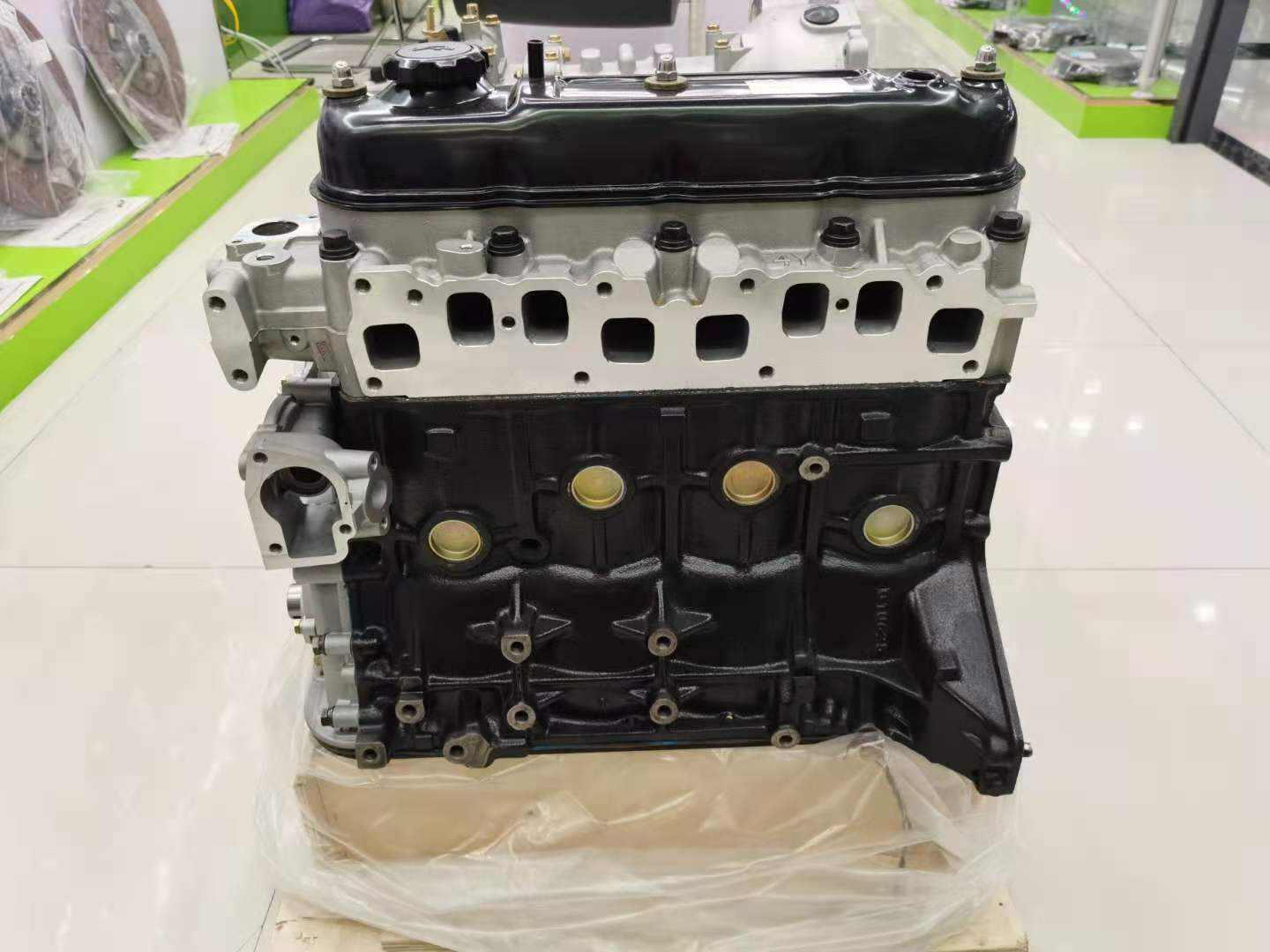 The engine full figure