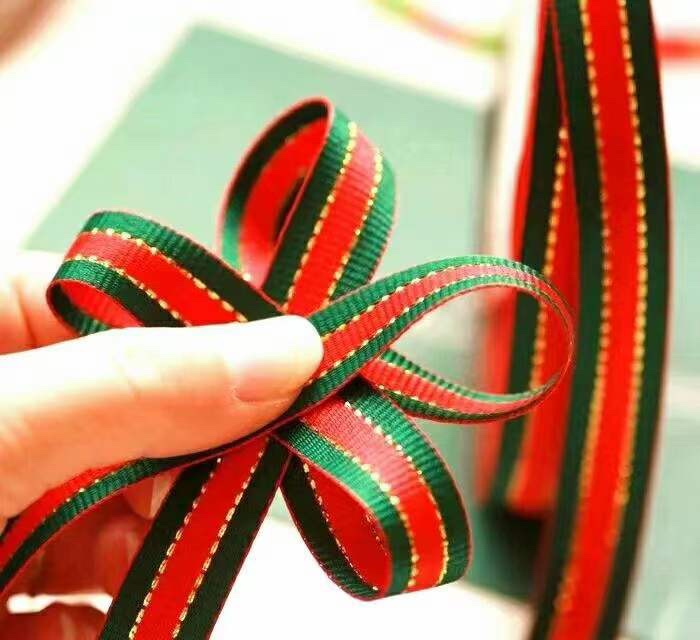 2020 explosive Christmas packaging series 2cm gift box packaging with ribbon ribbon Specification drawing