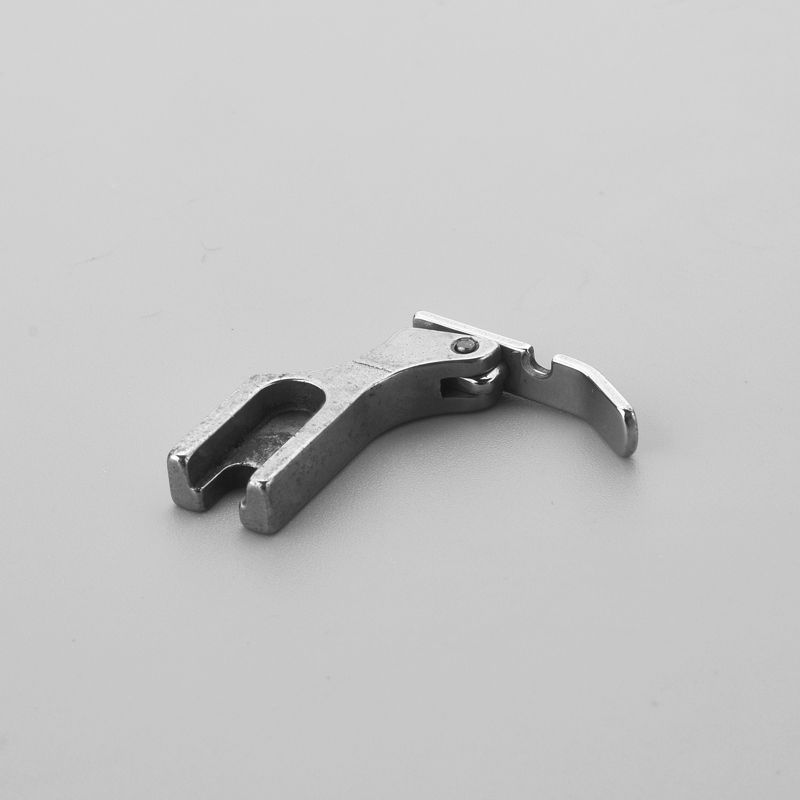 P36N right single-sided presser foot industrial sewing machine accessory, all-steel flat lathe, computerized lathe presser foot, single-sided pull presser foot Application Scenario