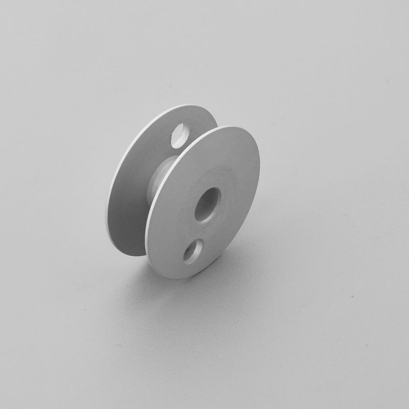 Large double-needle shuttle core sewing accessories, high-quality metal shuttle core/flat sewing shuttle core/iron shuttle core/flat sewing machine with holes, iron shuttle core Specification image