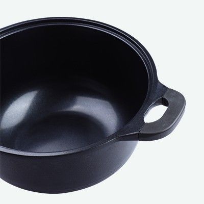Venice ceramic double-handled soup pot, 24cm Application Scenario