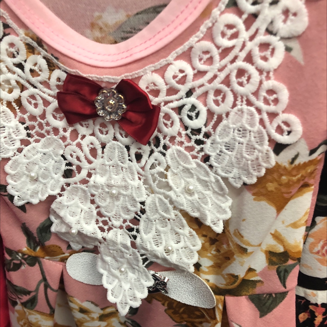 Children's clothing 20 thumbnail