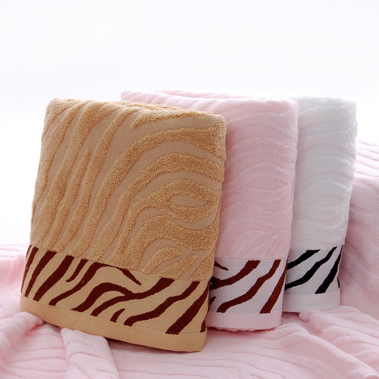 竹纤维浴巾 提花虎皮纹斑马纹豹纹浴巾 义乌日用品详情图4