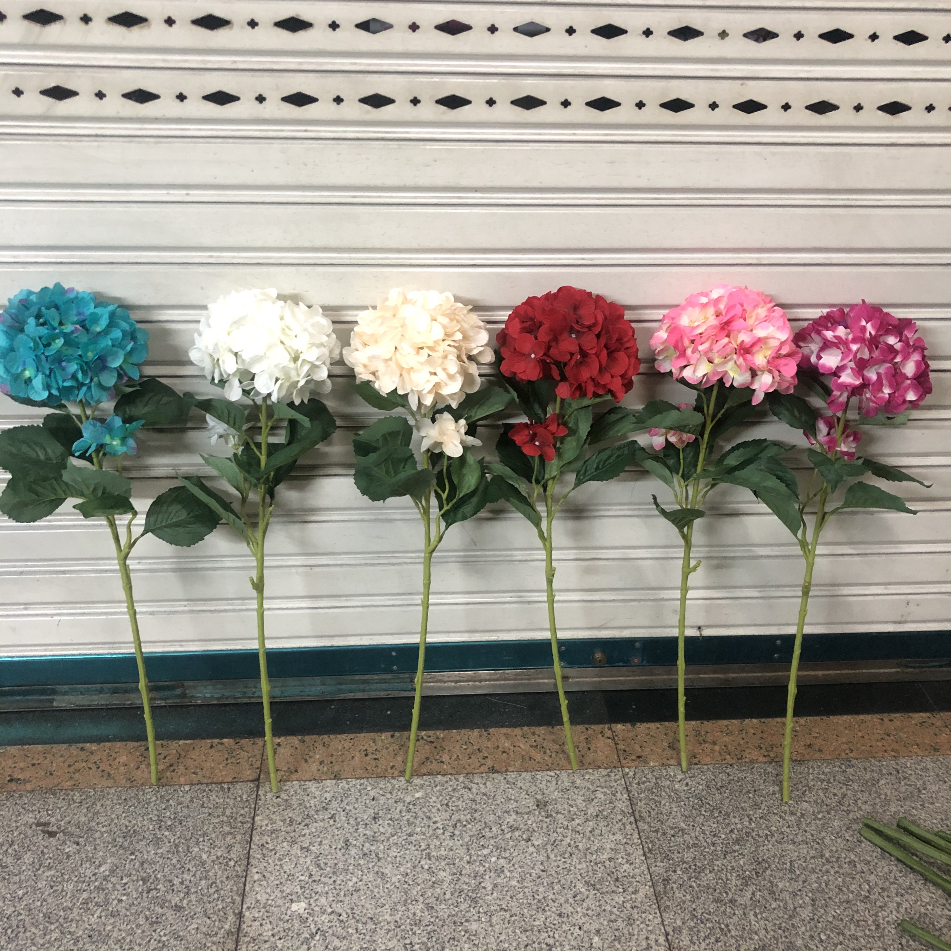 Artificial flowers: artificial three-pronged chrysanthemum, rose, peony, tea bud, tea plum, crape myrtle, lily, butterfly, orchid detail image 1