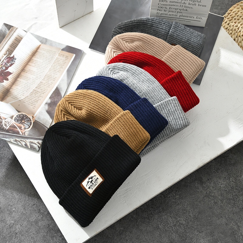 New autumn and winter hats: Men's cold-proof and warm pullover knitted hat, women's outdoor cycling thickened solid color woolen hat
