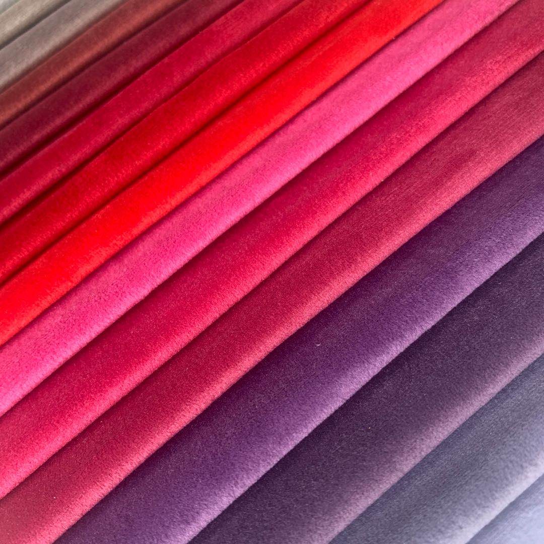 Factory direct sales of polyester fabric sofas, cushions, clothing, cotton-padded clothes, curtains, multi-color warp knitted velvet, bags, stationery and materials detail image 4
