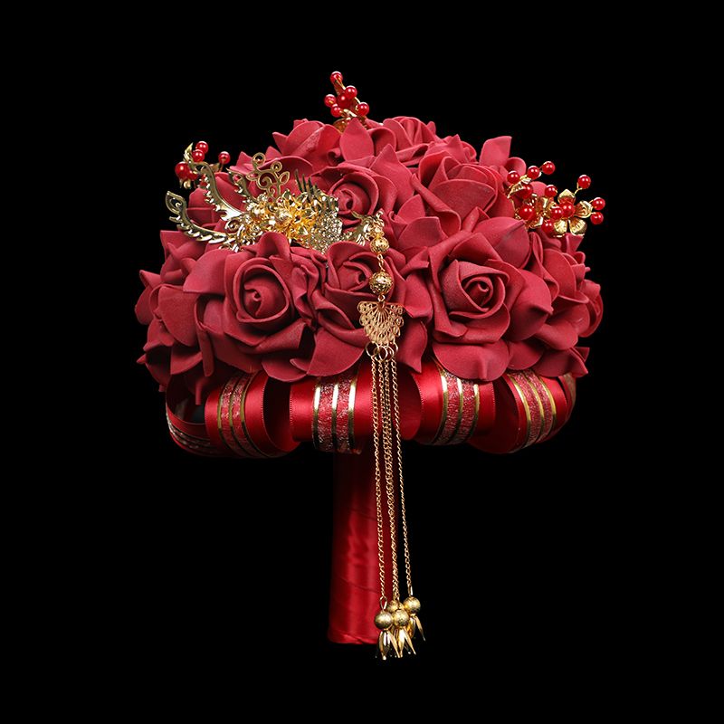 Chinese-style simulated foam silk fabric for Phoenix wedding bride's grand red festive bouquet wedding photography outdoor props Application Scenario