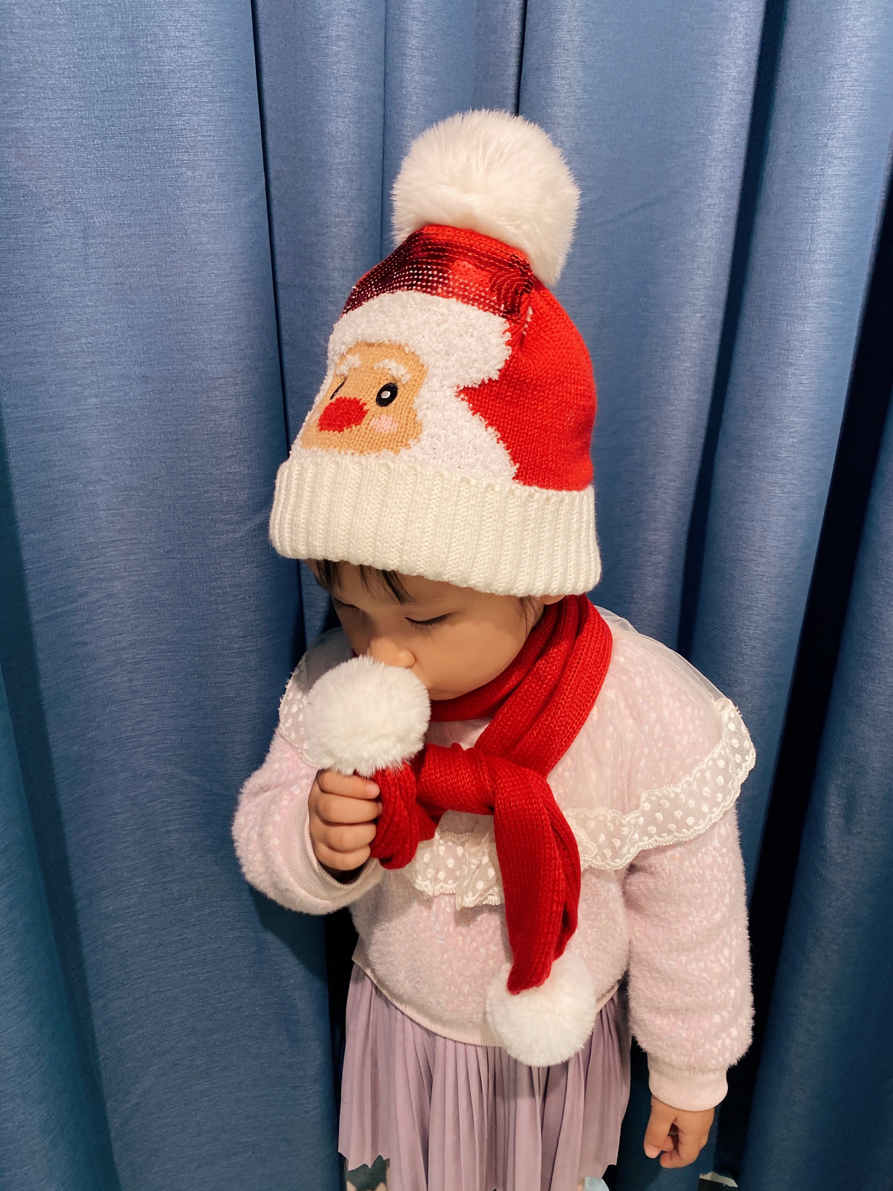 MAO MAO Hat Industry's 2020 autumn and winter new knitted hats are cute and warm. They are suitable for both children and adults Application Scenario