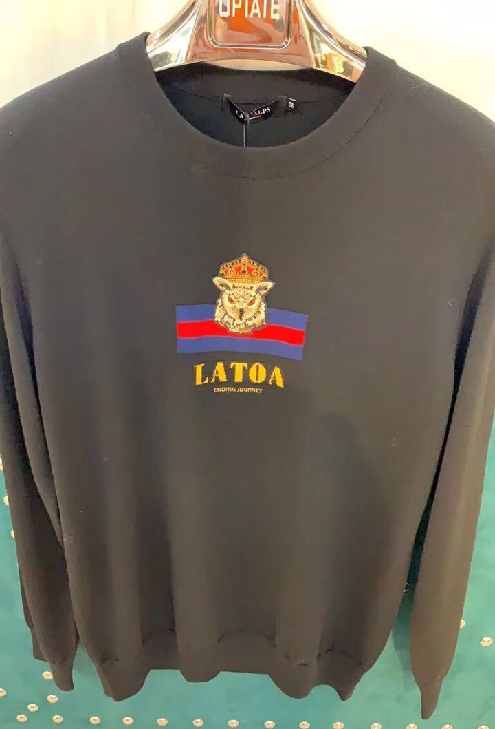 Round-neck sweater 10062