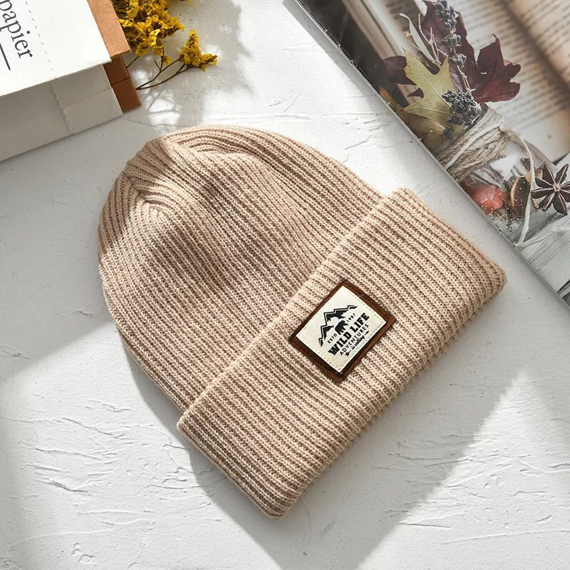 New autumn and winter hats: Men's cold-proof and warm pullover knitted hat, women's outdoor cycling thickened solid color woolen hat undefined