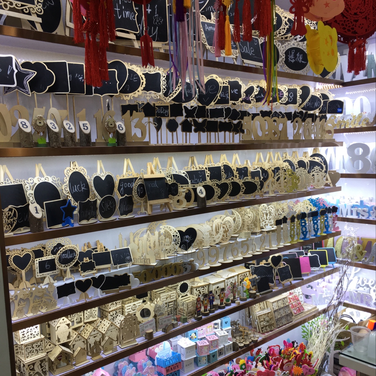 Yiwu Luni Handicrafts Factory describe pic - 6