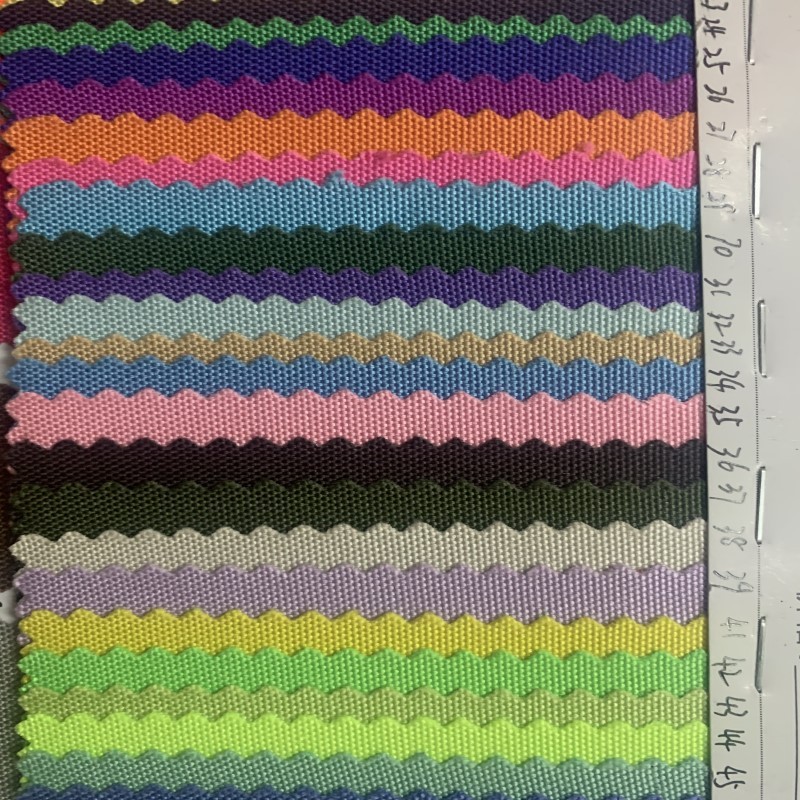 厂家直销防水牛津布600d有光pu涂层面料600d耐磨涤纶牛津布600d 修改 本产品采购属于商业贸易行为详情图4