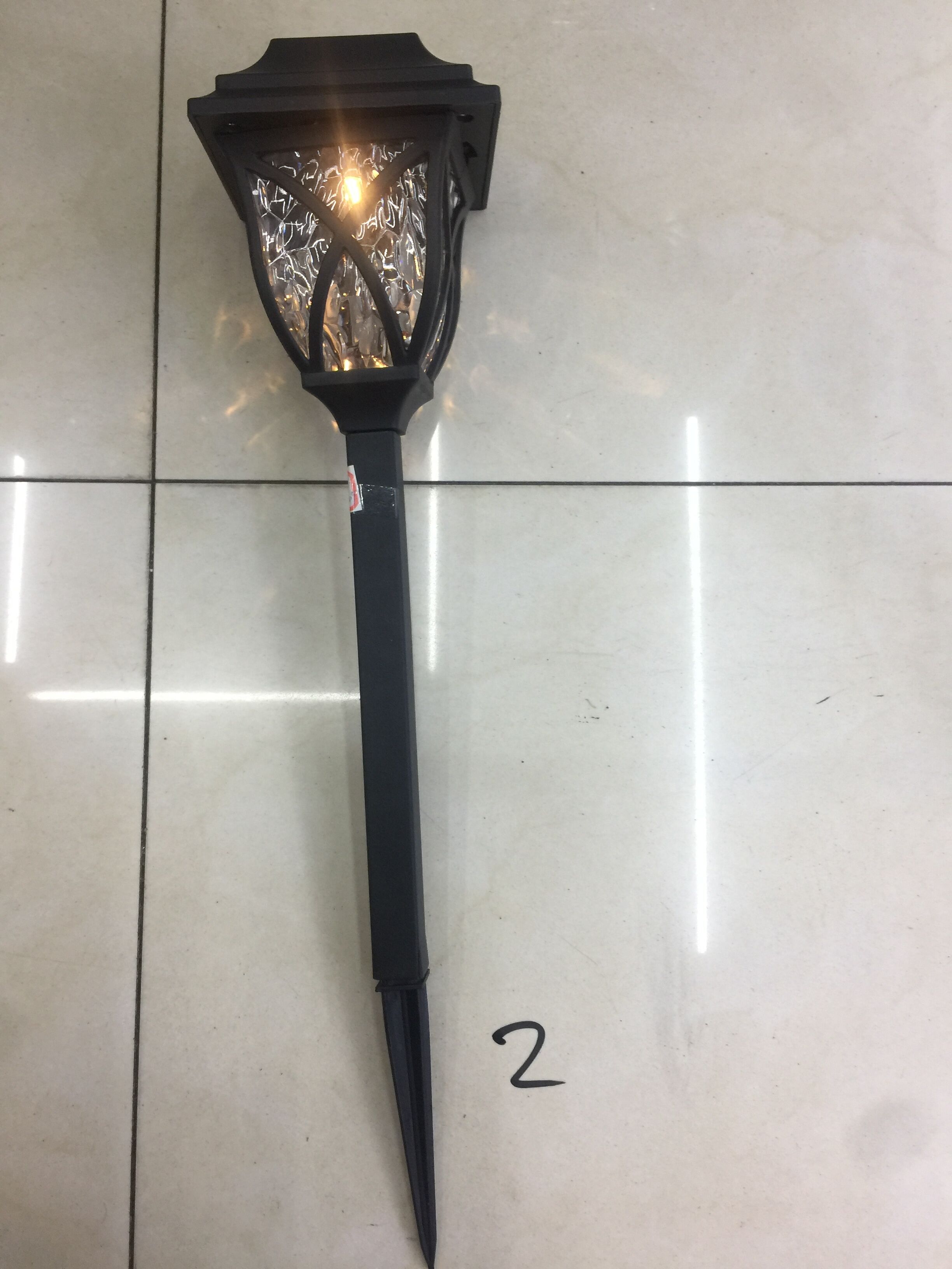 Solar lawn lamp thumbnail