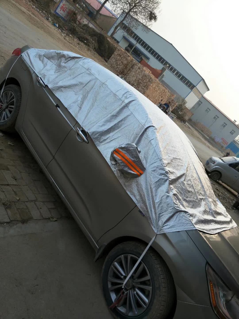 Car sunshade half cover car sunshade shield