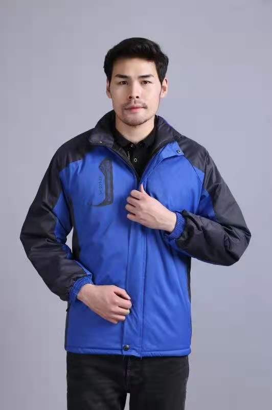 Hardshell Jacket Cf003 Application Scenario