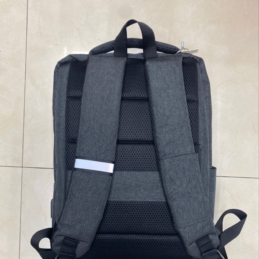 036 Computer Bag Application Scenario