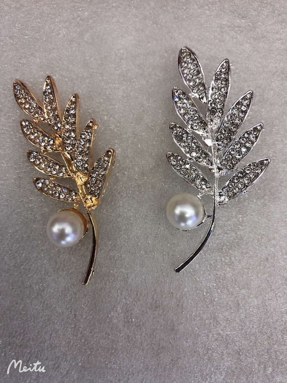 树叶多钻胸针