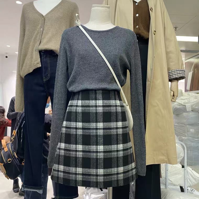 韩版格子短裙细节图
