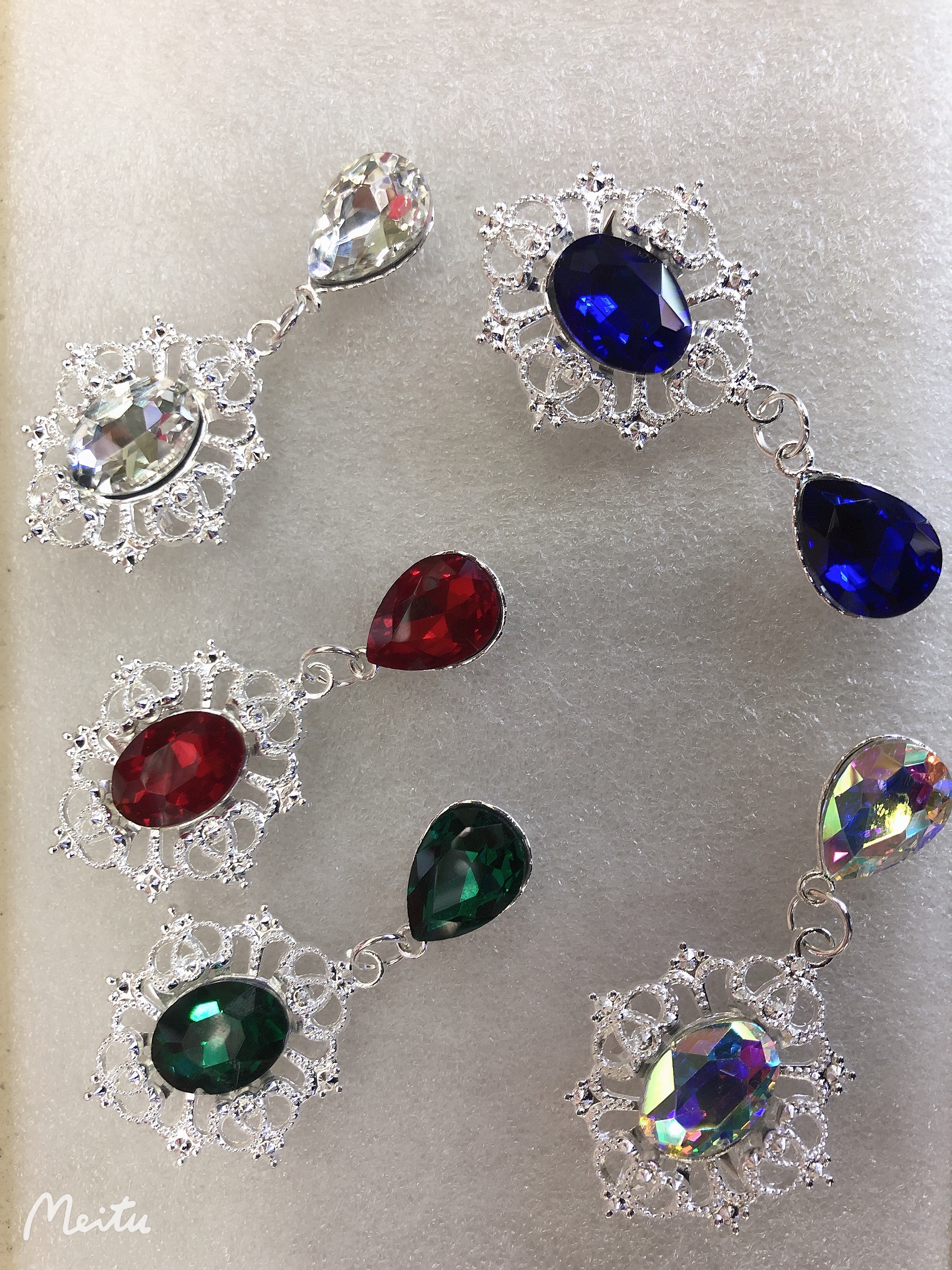 玻璃挂坠胸针详情图1